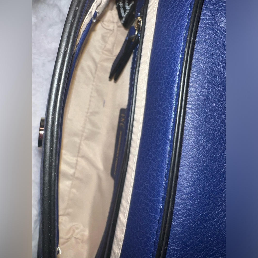 INC International Concepts Navy Crossbody Bag - Picture 6 of 7